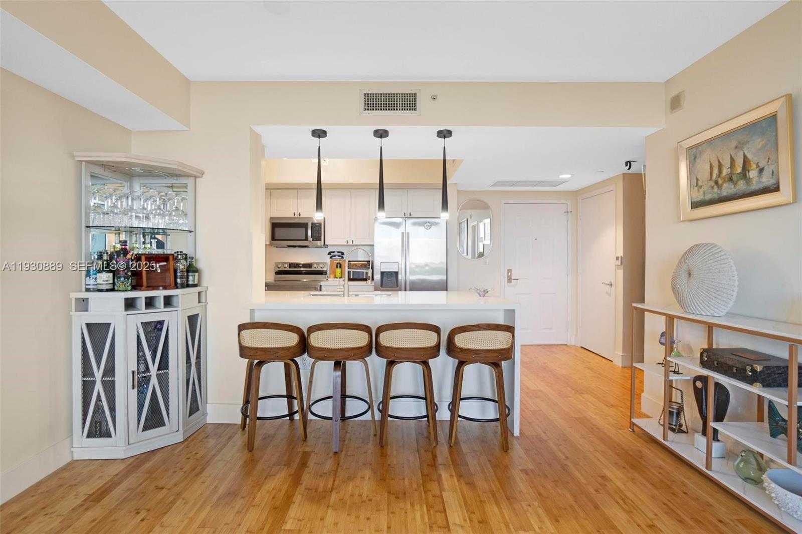 Small Image of 19501 WEST COUNTRY CLUB DR #1202, Aventura Number 6