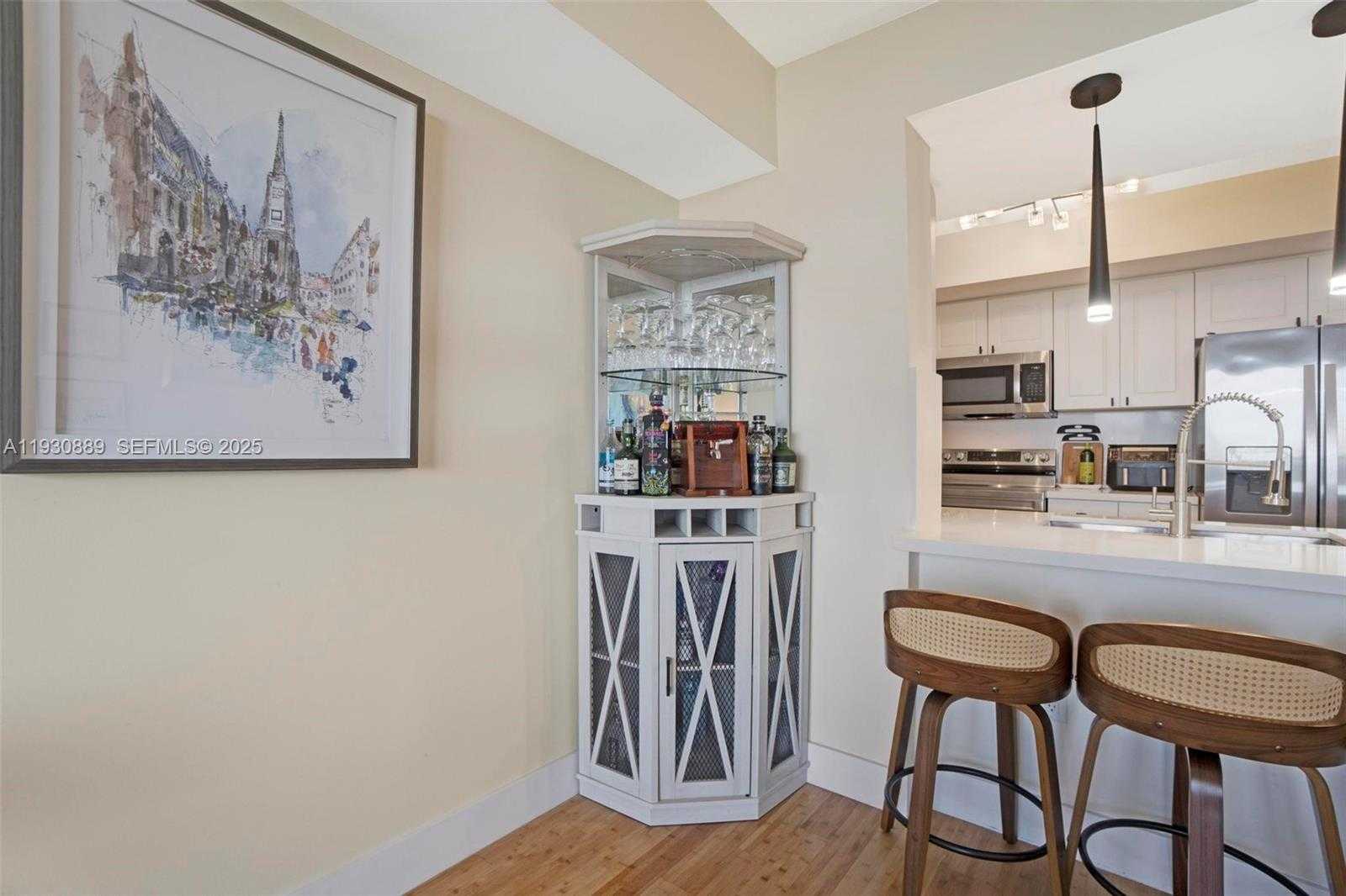 Small Image of 19501 WEST COUNTRY CLUB DR #1202, Aventura Number 8