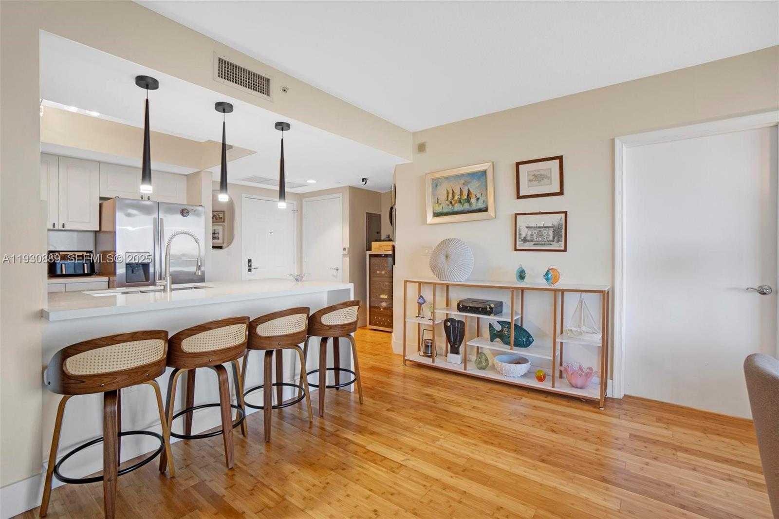 Small Image of 19501 WEST COUNTRY CLUB DR #1202, Aventura Number 9