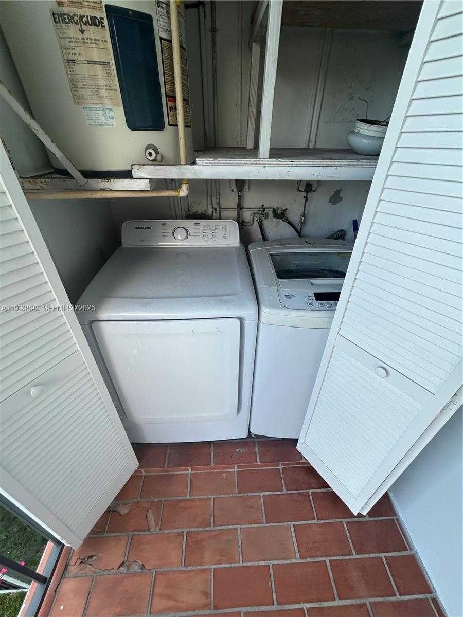 Small Image of 5701 WEST 25TH CT #305, Hialeah Number 21