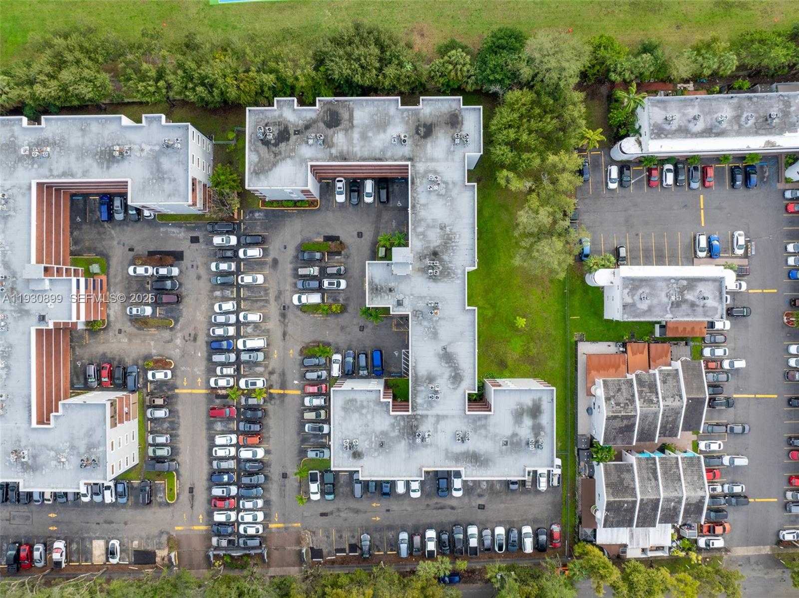 Small Image of 5701 WEST 25TH CT #305, Hialeah Number 22