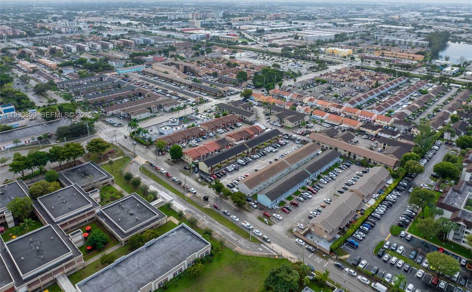 Small Image of 5701 WEST 25TH CT #305, Hialeah Number 31