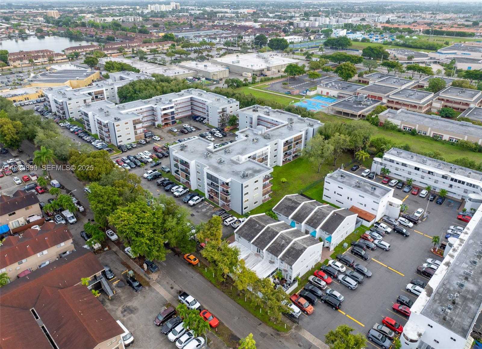 Small Image of 5701 WEST 25TH CT #305, Hialeah Number 35