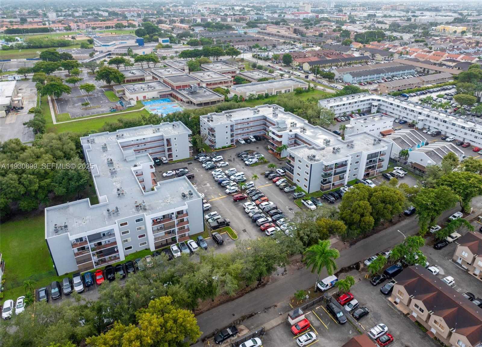 Small Image of 5701 WEST 25TH CT #305, Hialeah Number 37