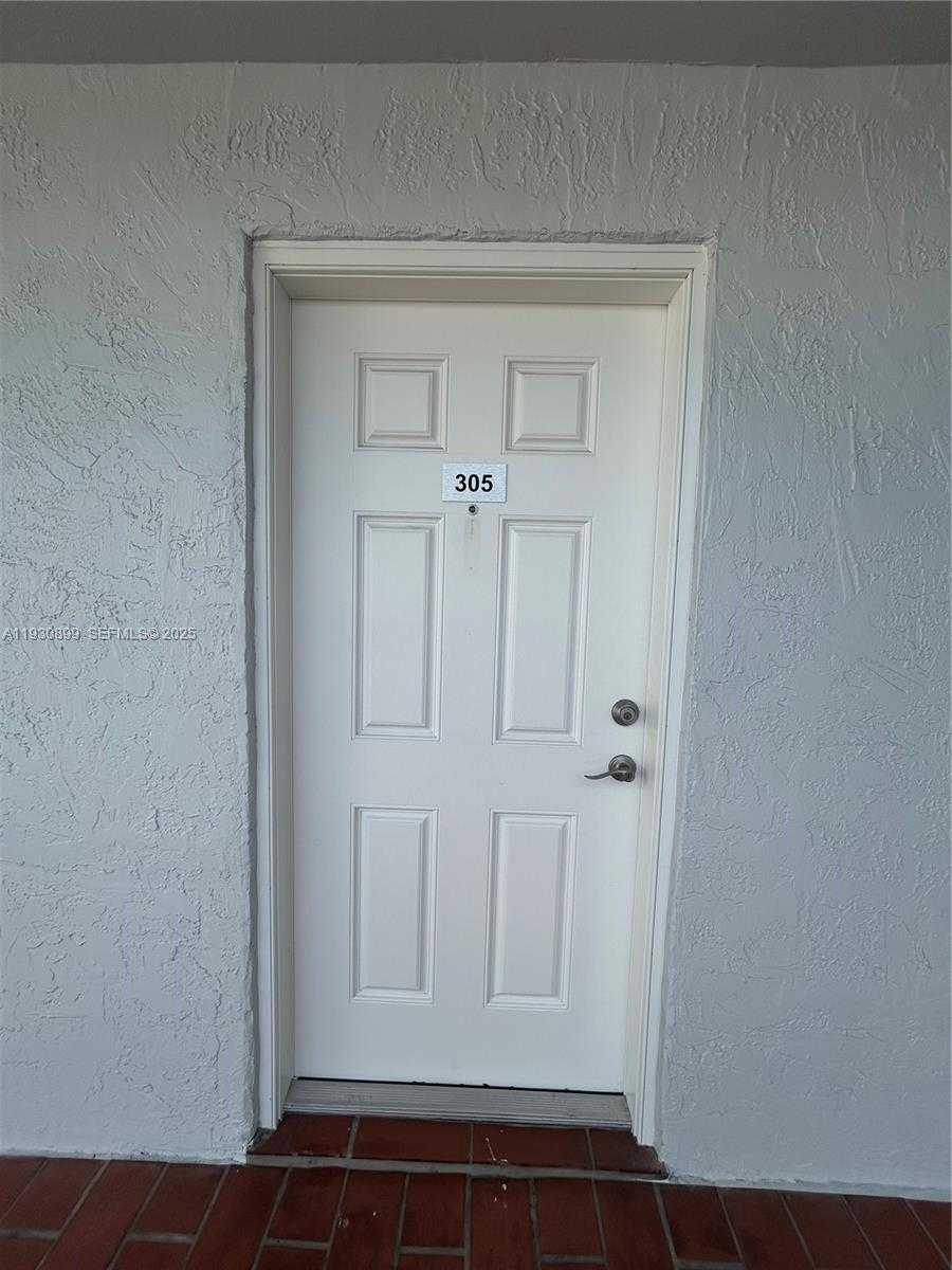 Small Image of 5701 WEST 25TH CT #305, Hialeah Number 5