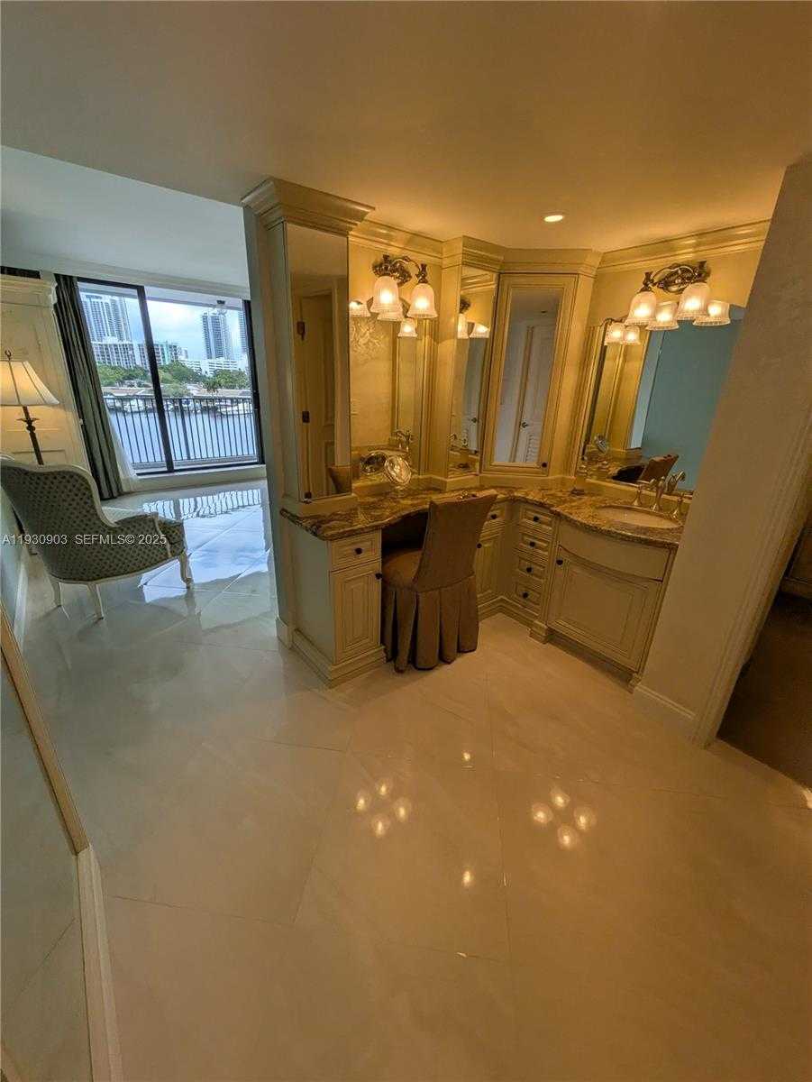 Small Image of 300 THREE ISLANDS BLVD #204, Hallandale Beach Number 17