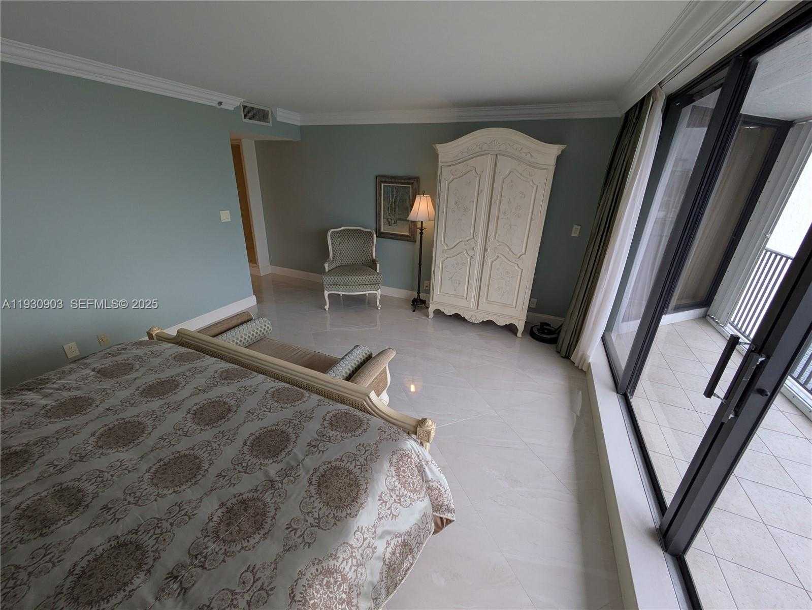 Small Image of 300 THREE ISLANDS BLVD #204, Hallandale Beach Number 19