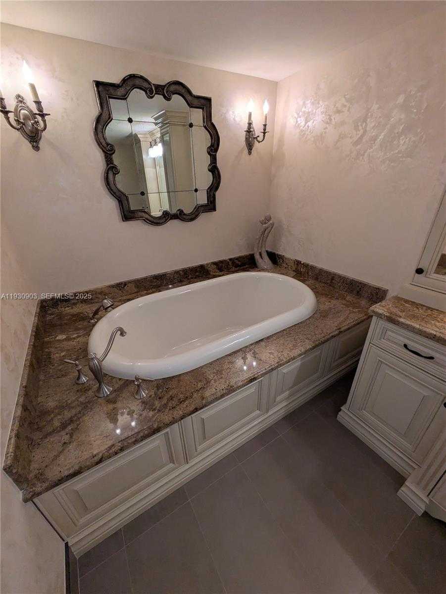 Small Image of 300 THREE ISLANDS BLVD #204, Hallandale Beach Number 20