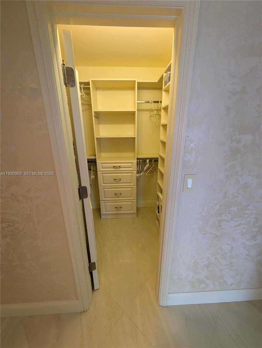 Small Image of 300 THREE ISLANDS BLVD #204, Hallandale Beach Number 24