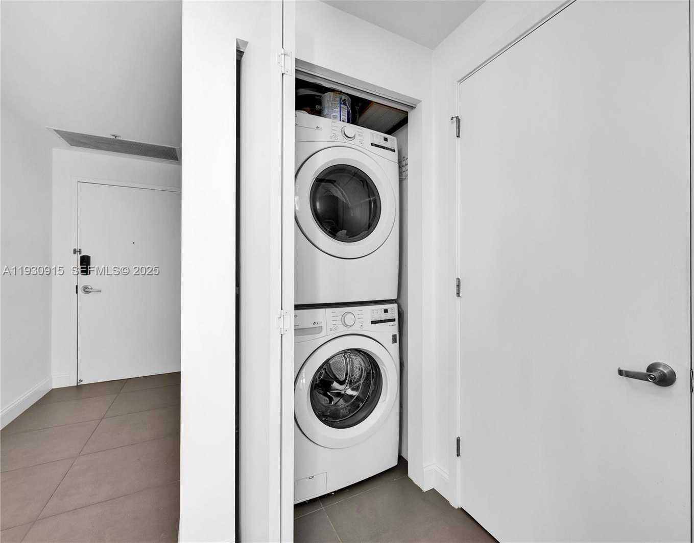 Small Image of 3470 EAST COAST AVE #H1605, Miami Number 20