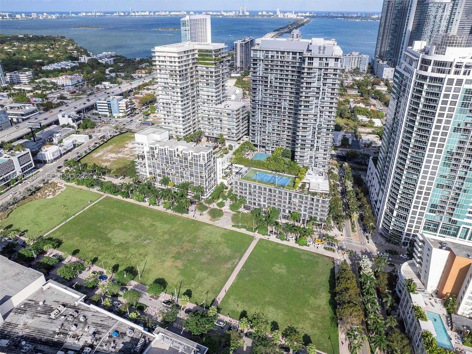 Small Image of 3470 EAST COAST AVE #H1605, Miami Number 47