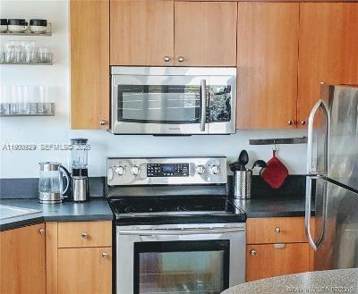 Small Image of 1330 WEST AVE #1914, Miami Beach Number 2