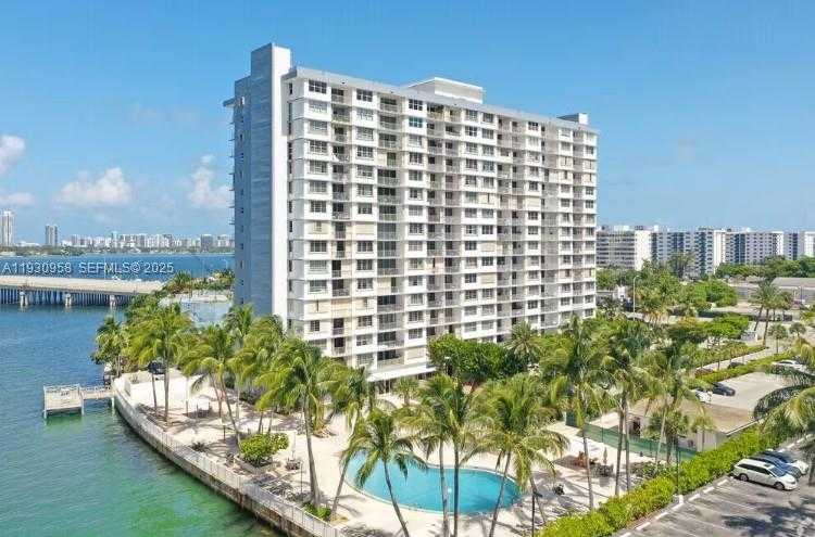 Small Image of 1865 79TH ST CSWY #11F, North Bay Village Number 7