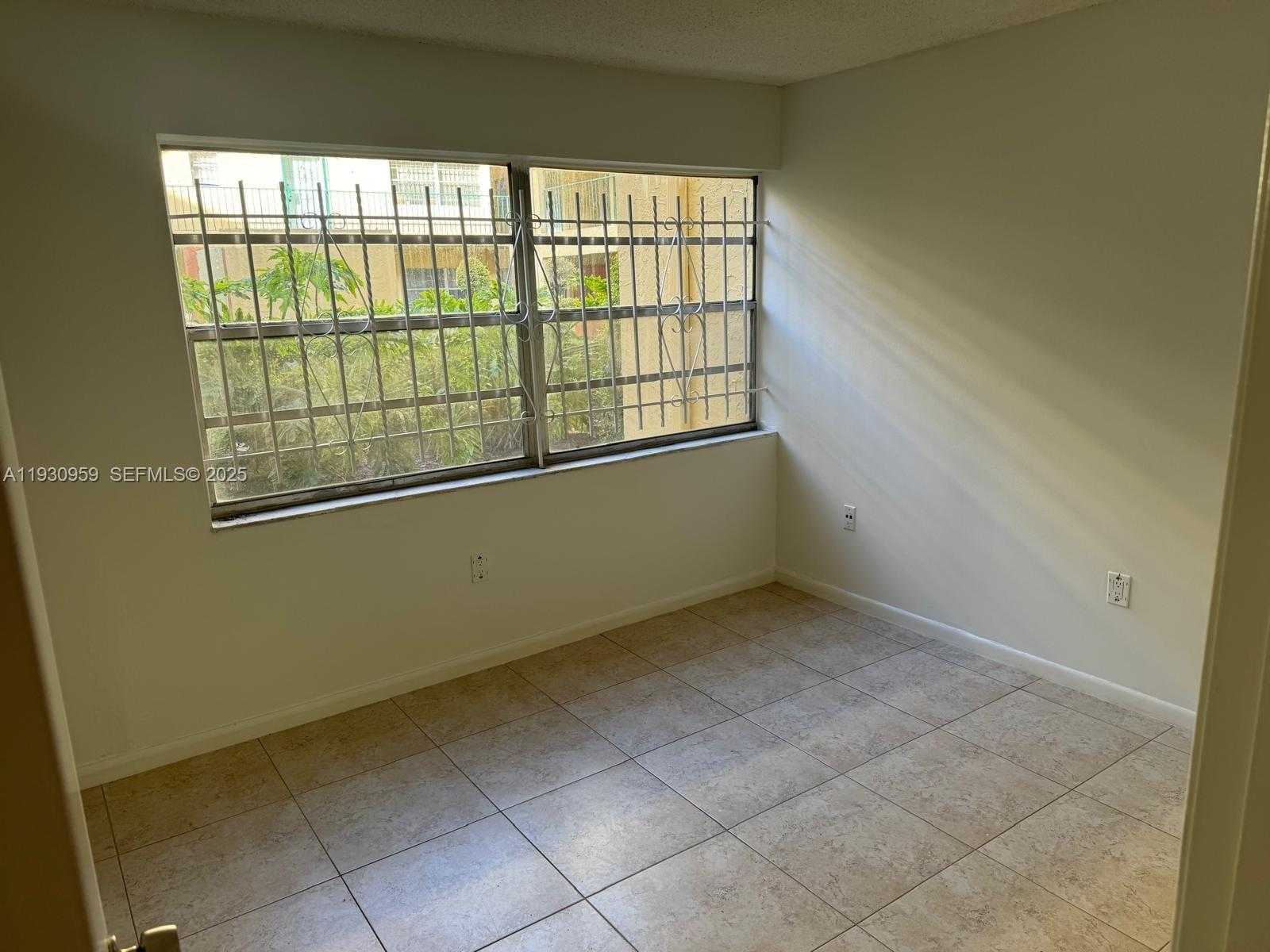 Small Image of 4525 WEST 20TH AVE #118, Hialeah Number 8