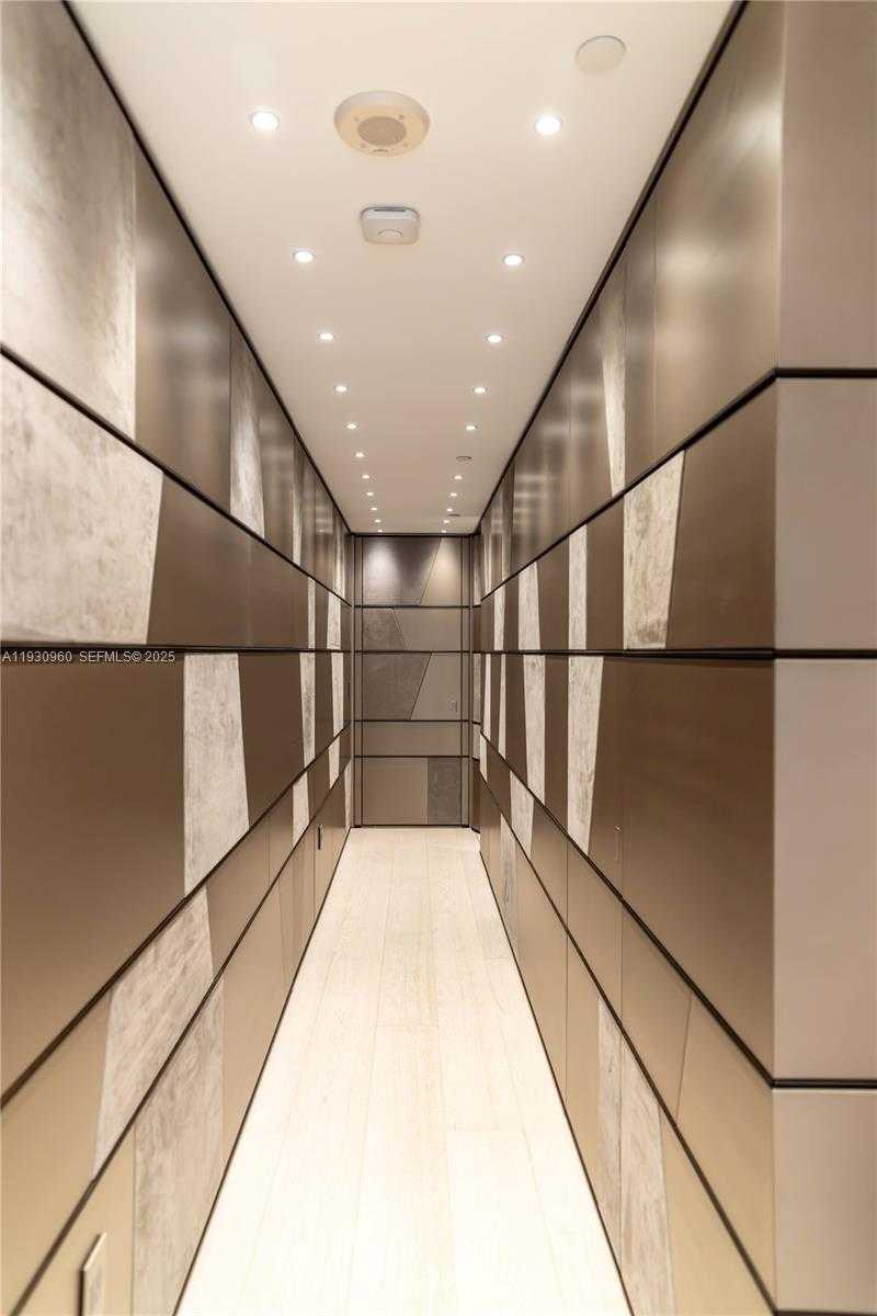 Small Image of 10101 COLLINS AVE #4A, Bal Harbour Number 16