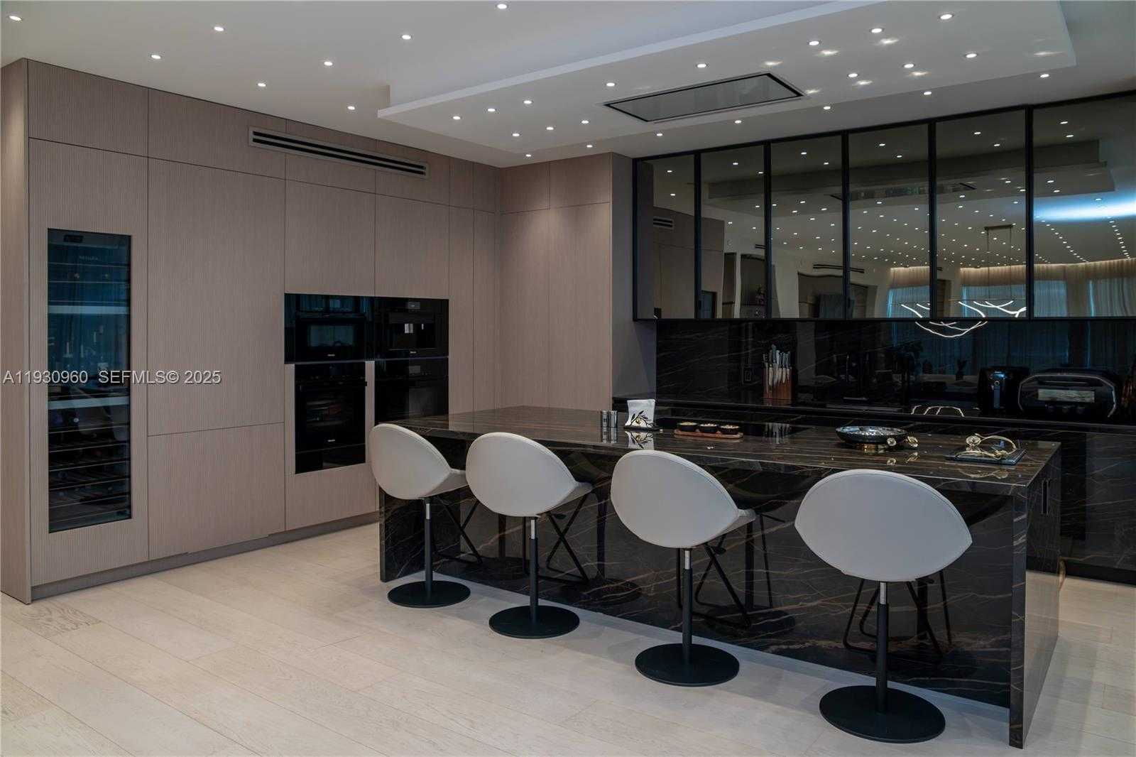 Small Image of 10101 COLLINS AVE #4A, Bal Harbour Number 17