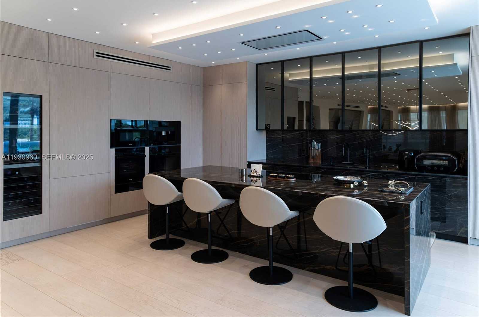 Small Image of 10101 COLLINS AVE #4A, Bal Harbour Number 47