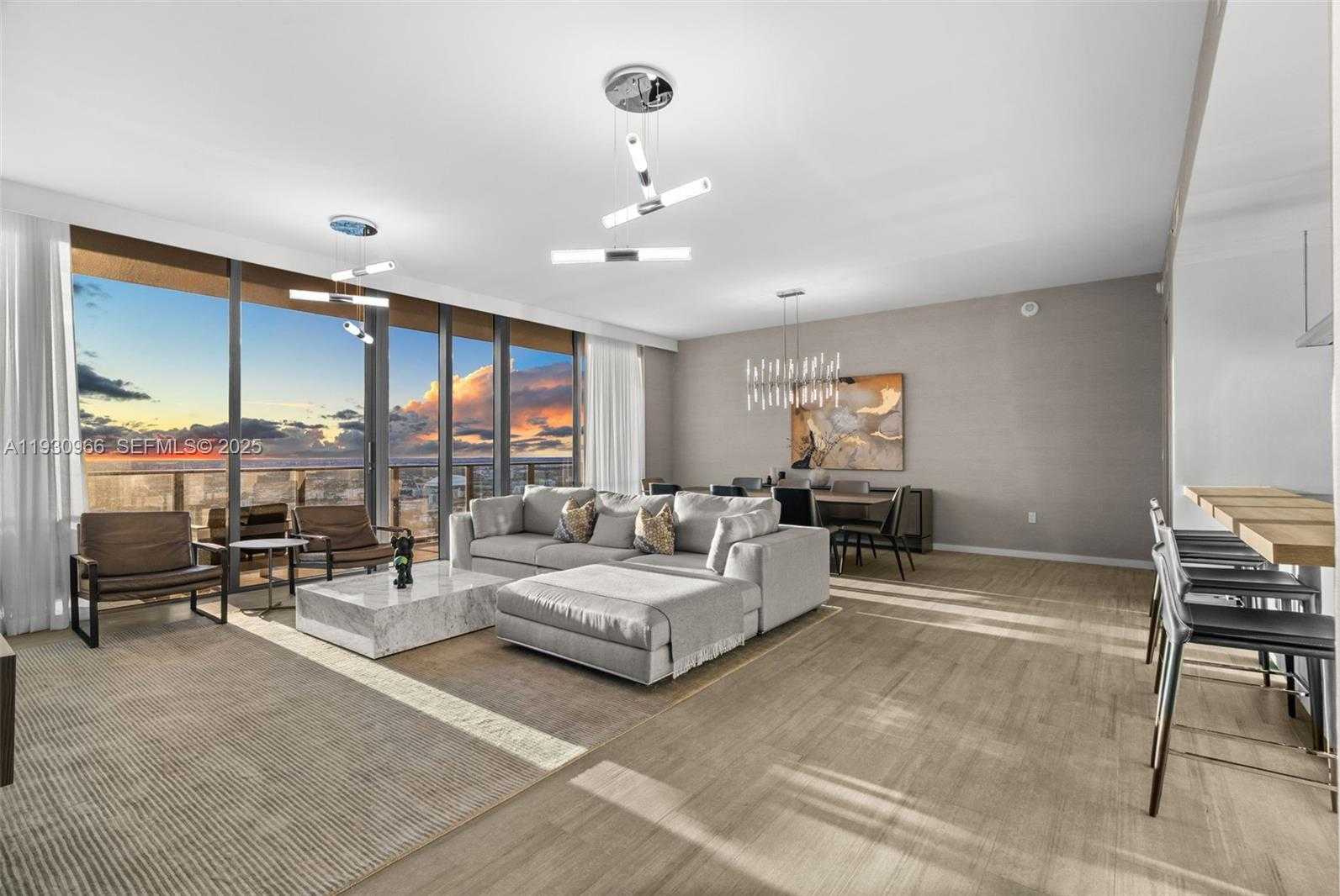 Small Image of 1000 BRICKELL PLZ #PH5904, Miami Number 5