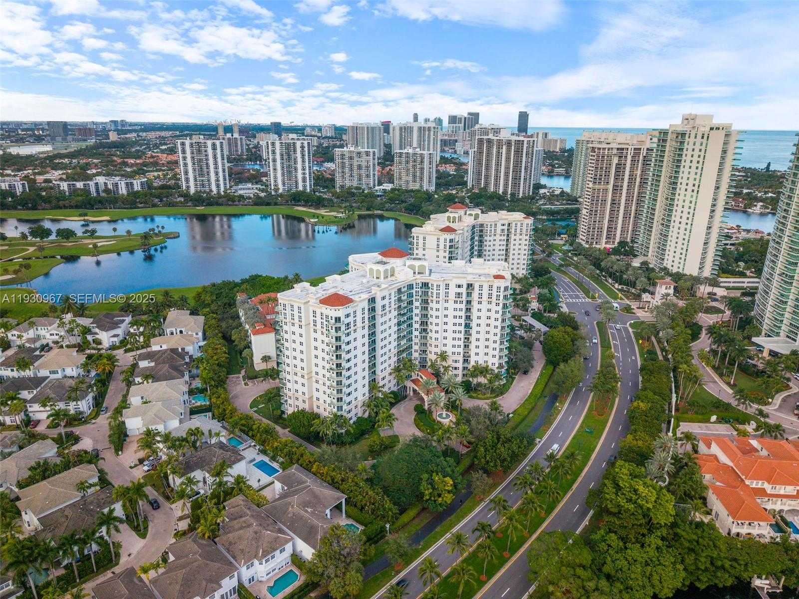 Small Image of 19900 EAST COUNTRY CLUB DR #616, Aventura Number 1