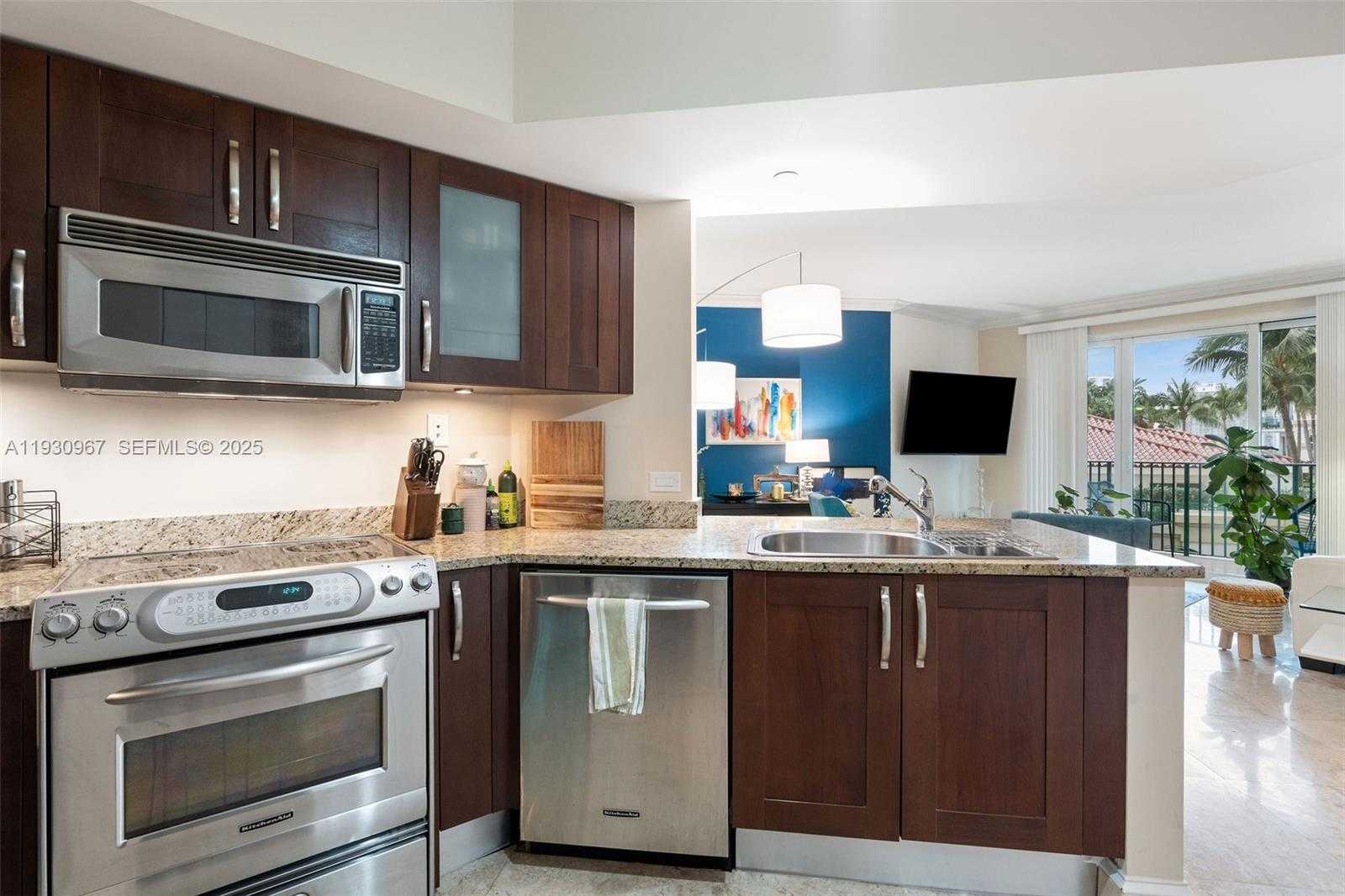 Small Image of 19900 EAST COUNTRY CLUB DR #616, Aventura Number 11