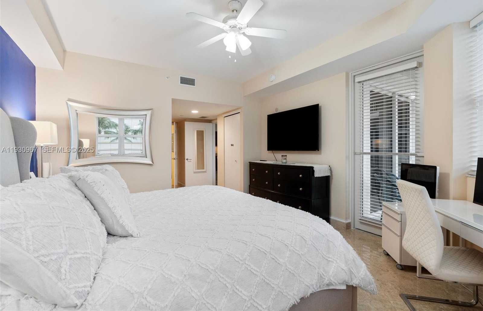 Small Image of 19900 EAST COUNTRY CLUB DR #616, Aventura Number 14