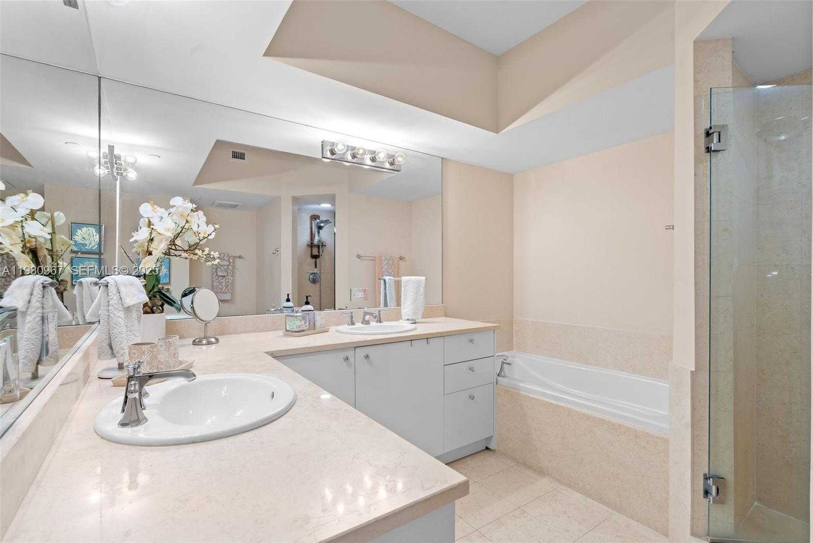 Small Image of 19900 EAST COUNTRY CLUB DR #616, Aventura Number 17