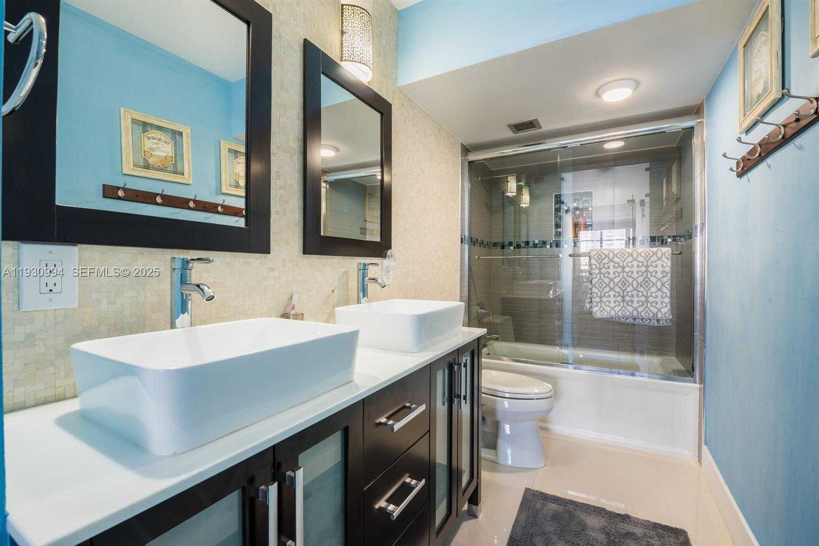 Small Image of 1980 SOUTH OCEAN DR #2H, Hallandale Beach Number 12