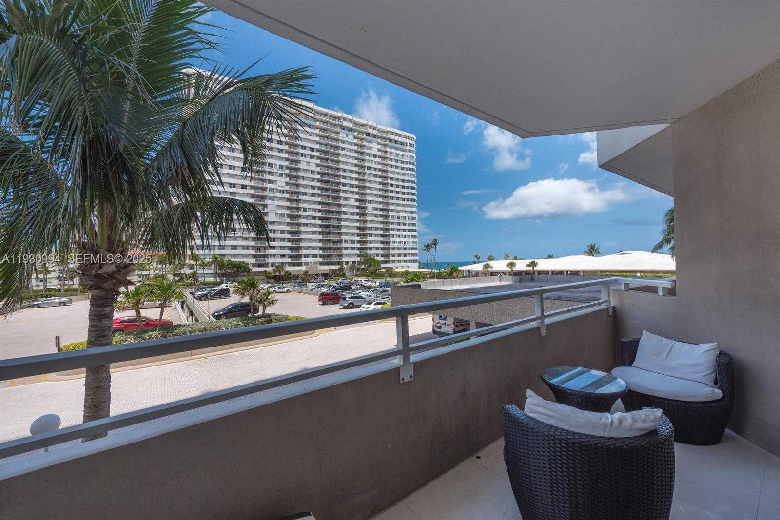 Small Image of 1980 SOUTH OCEAN DR #2H, Hallandale Beach Number 15