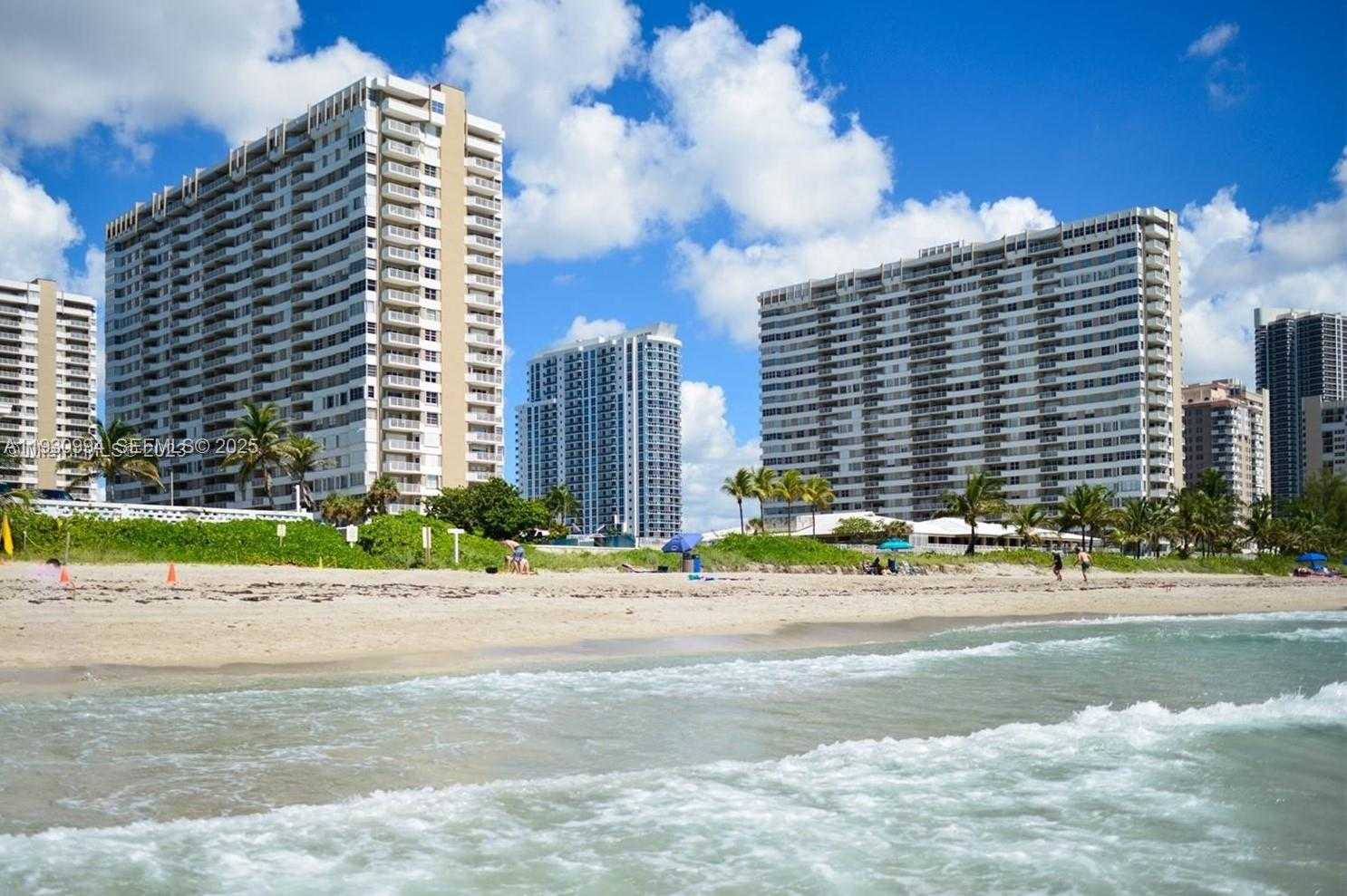 Small Image of 1980 SOUTH OCEAN DR #2H, Hallandale Beach Number 2