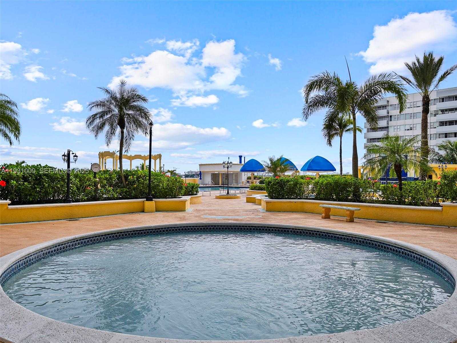 Small Image of 7601 EAST TREASURE DR #711, North Bay Village Number 10