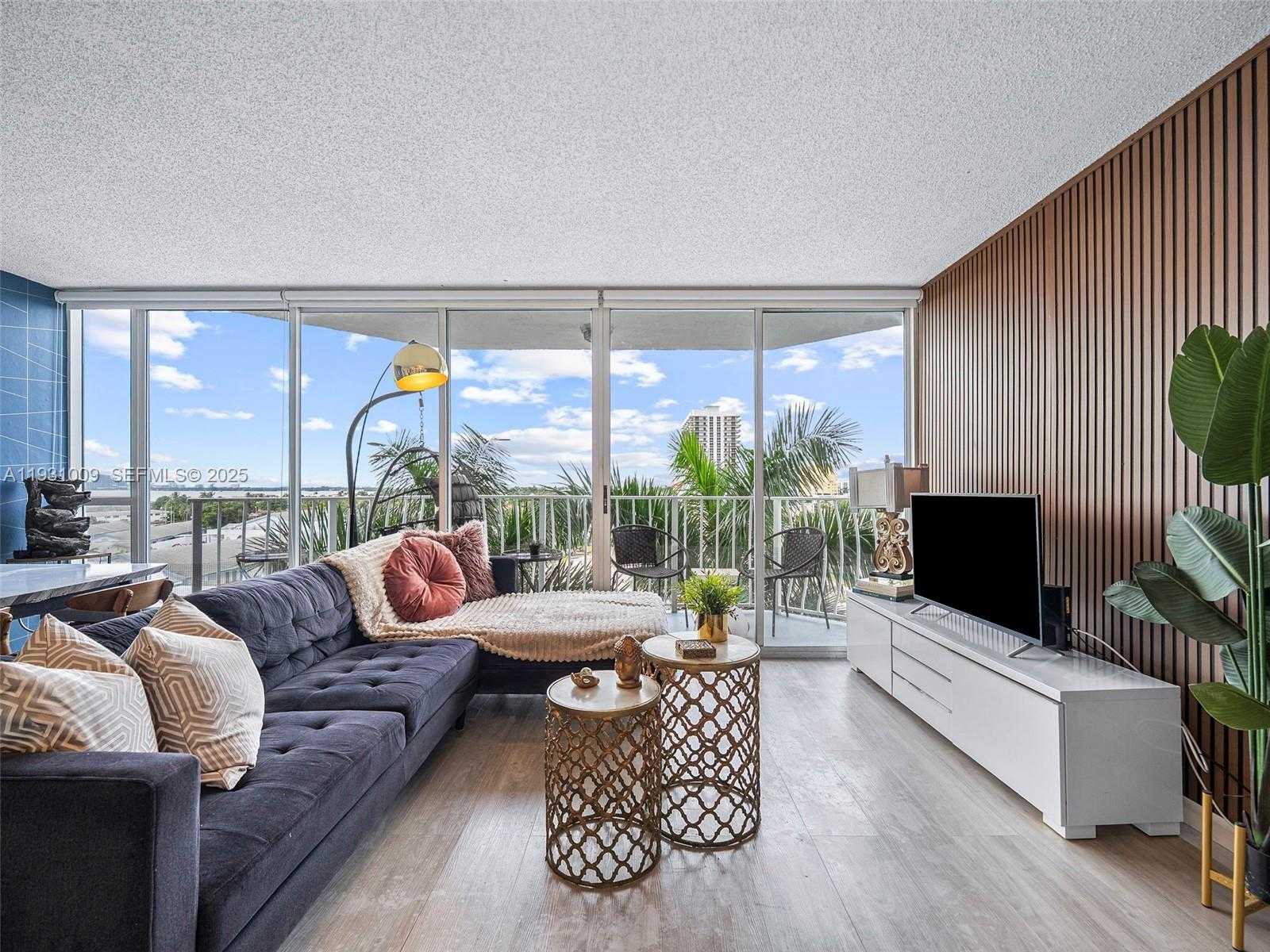 Small Image of 7601 EAST TREASURE DR #711, North Bay Village Number 15