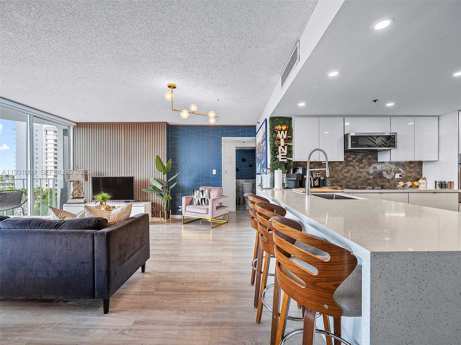 Small Image of 7601 EAST TREASURE DR #711, North Bay Village Number 17