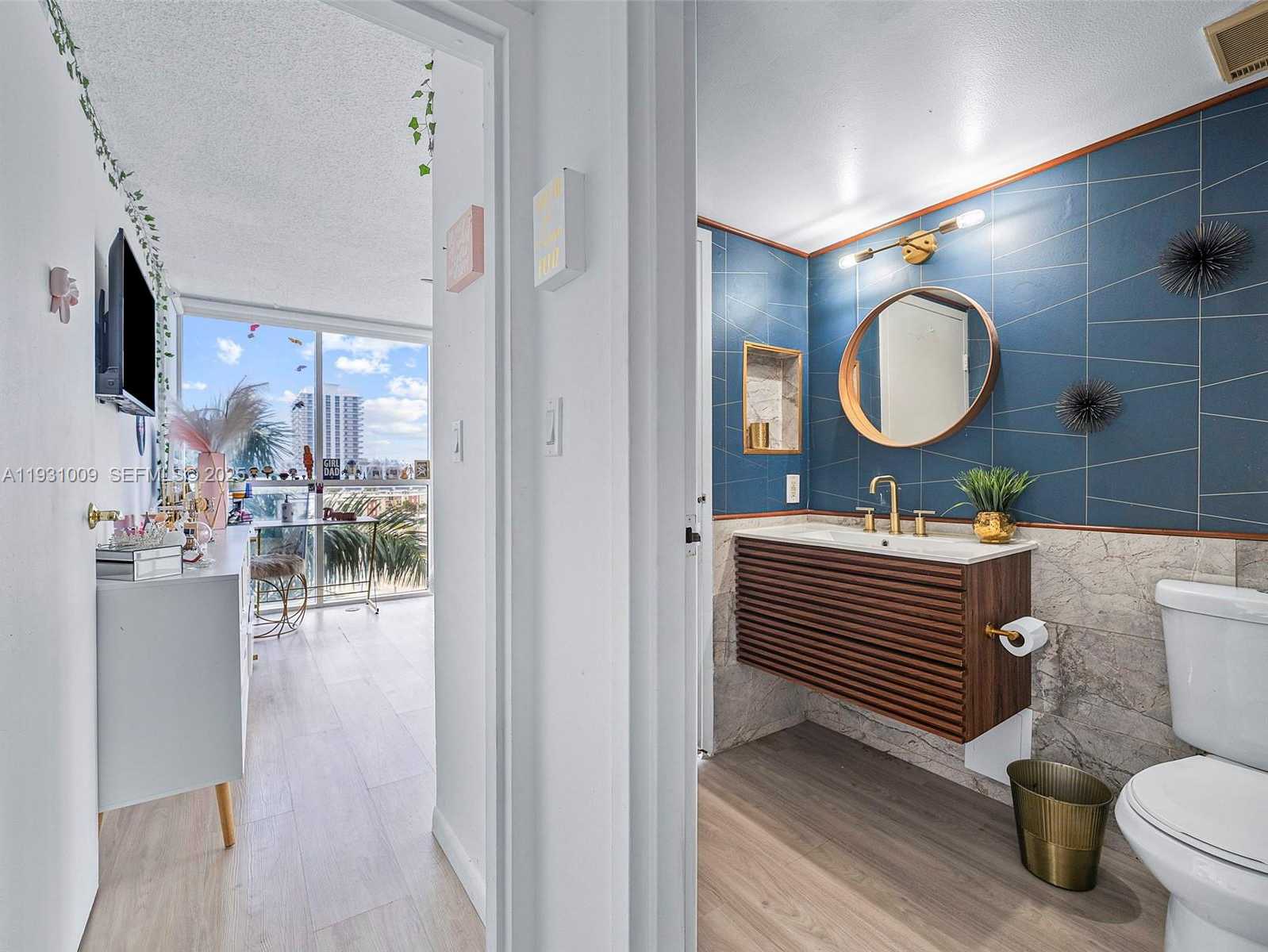 Small Image of 7601 EAST TREASURE DR #711, North Bay Village Number 29