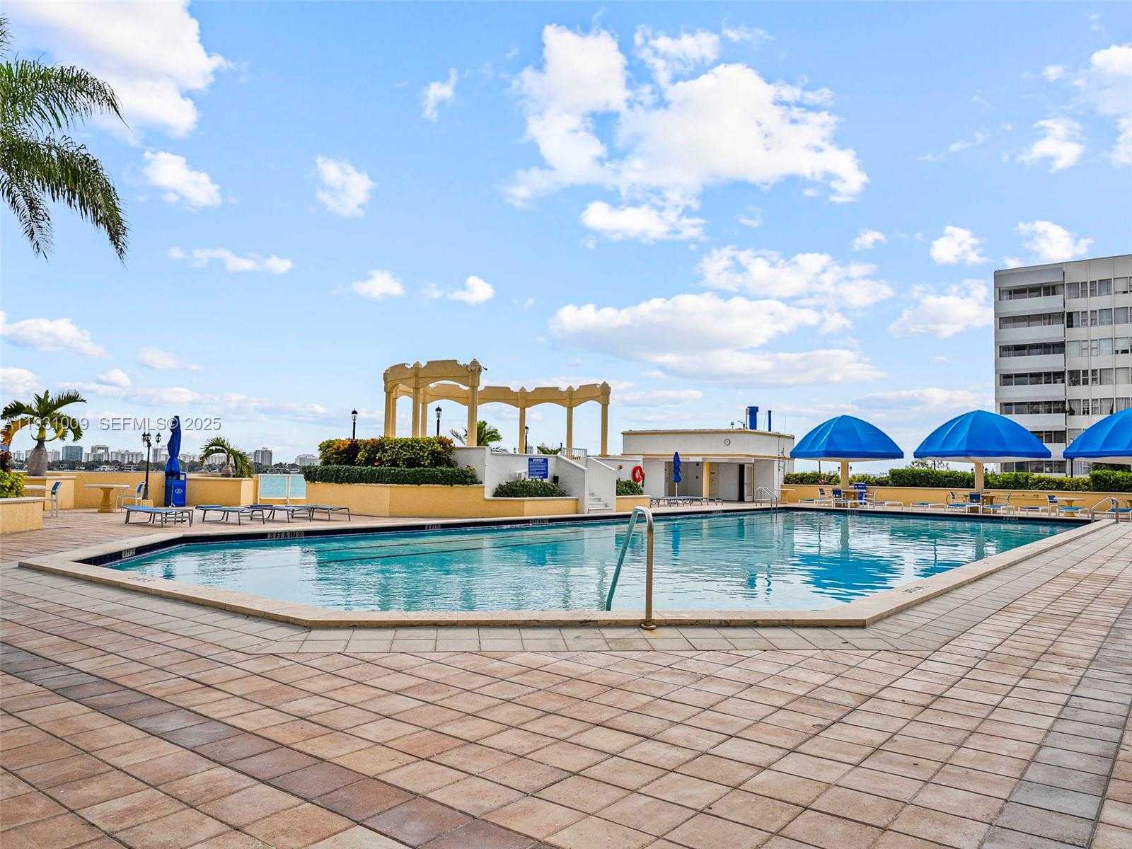 Small Image of 7601 EAST TREASURE DR #711, North Bay Village Number 33