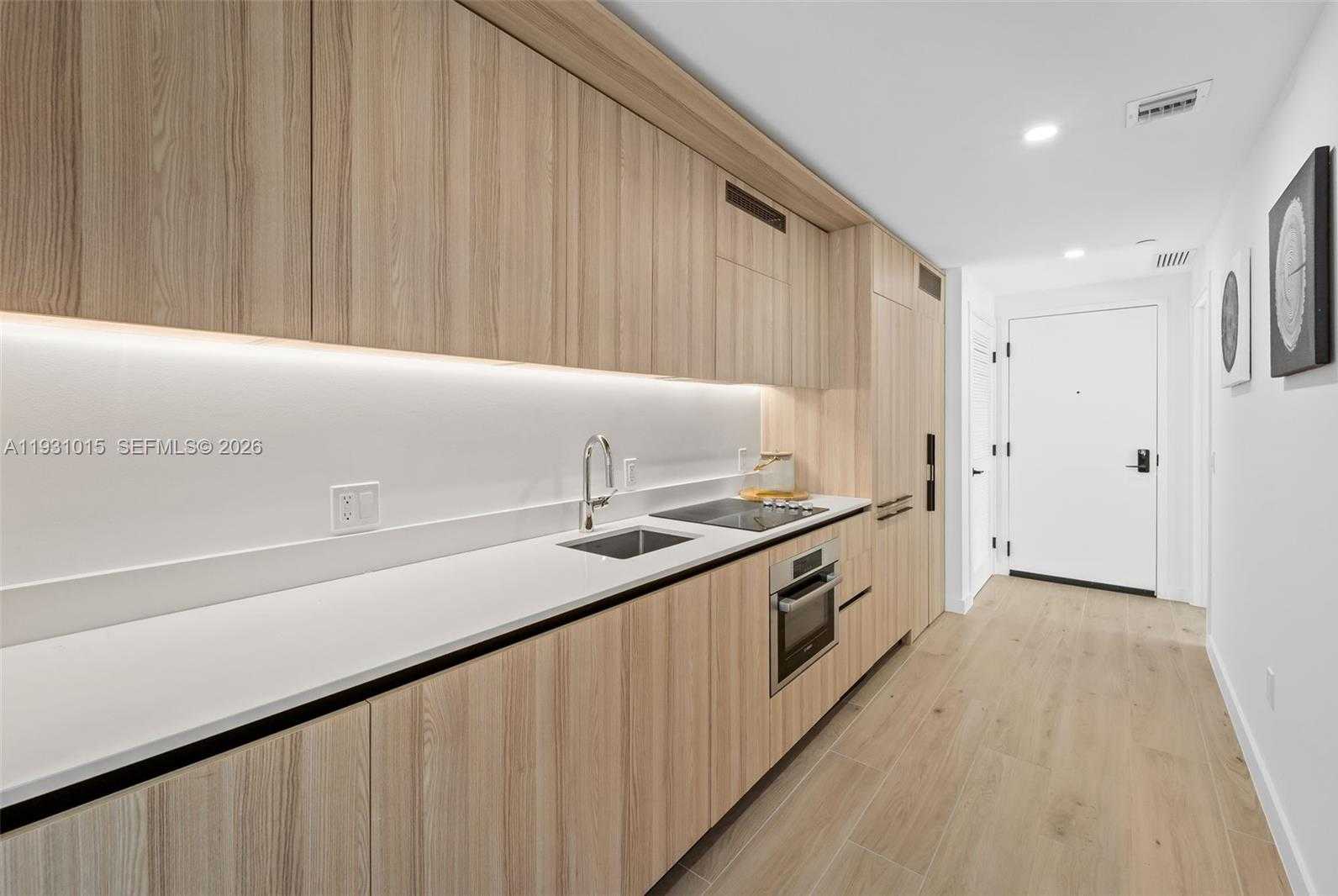 Small Image of 225 NORTH MIAMI AVENUE #912, Miami Number 10