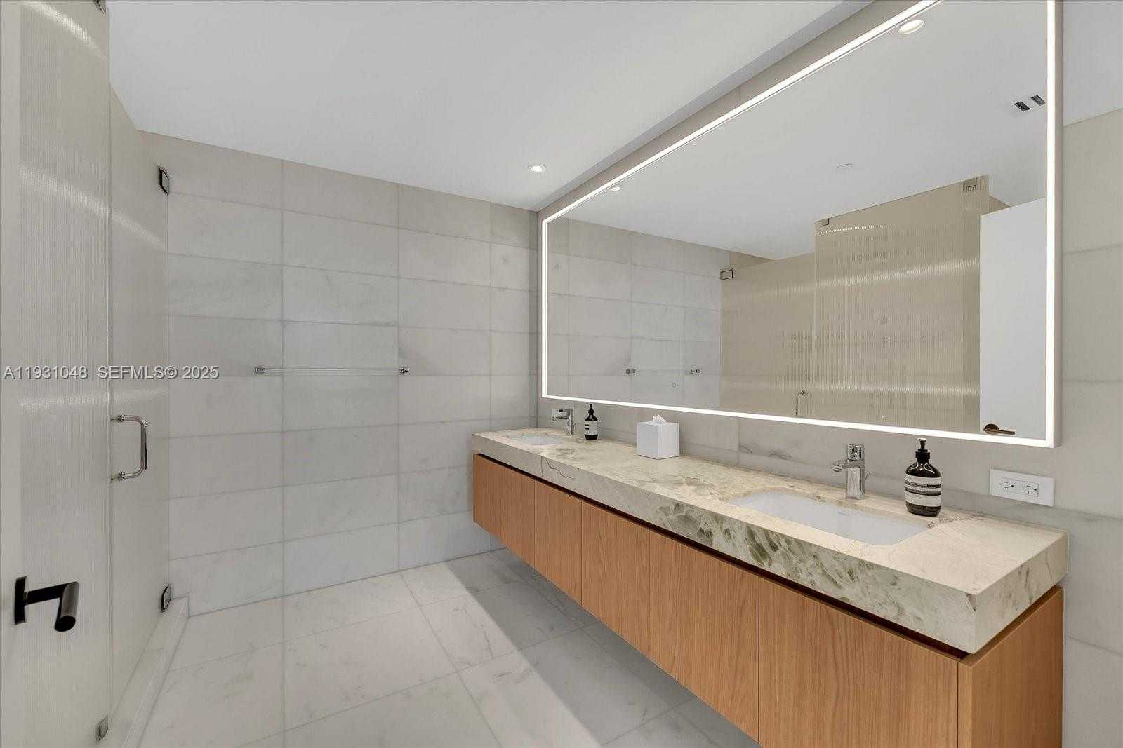 Small Image of 501 WEST AVE #3405, Miami Beach Number 13