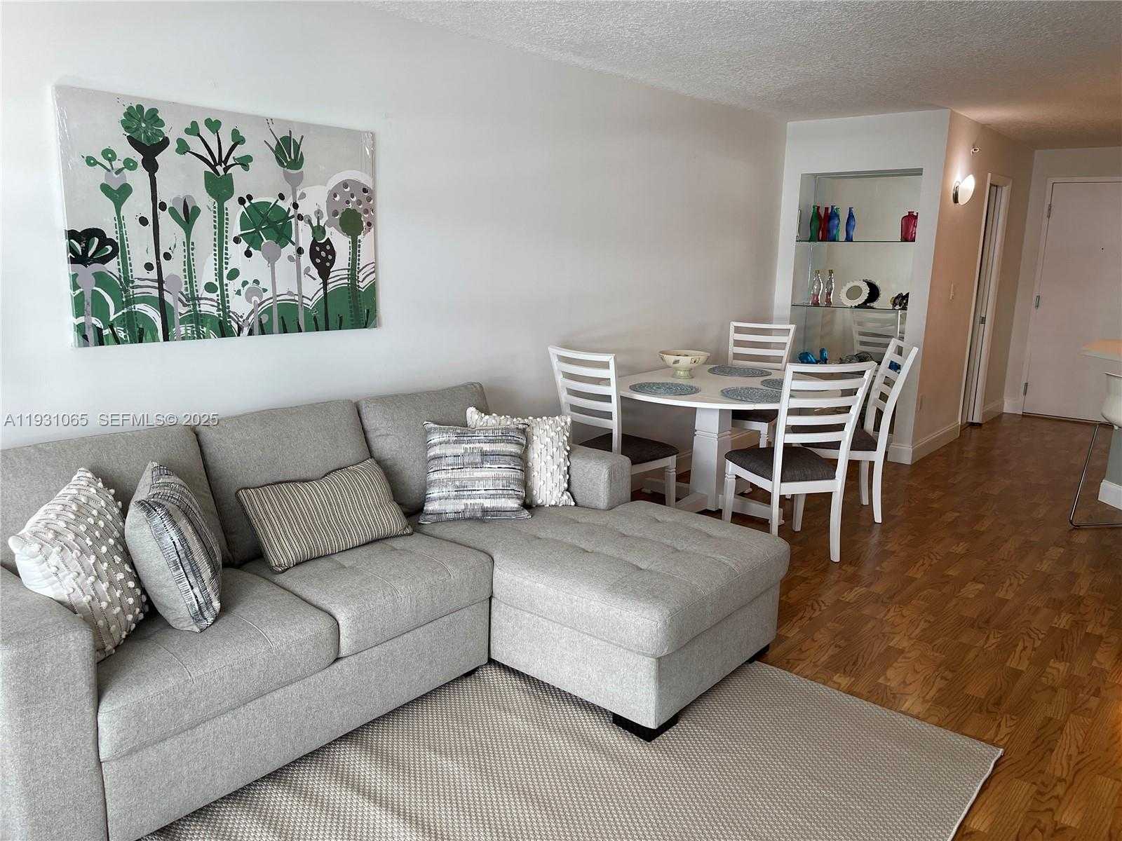 Small Image of 6917 COLLINS AVE #1008, Miami Beach Number 17