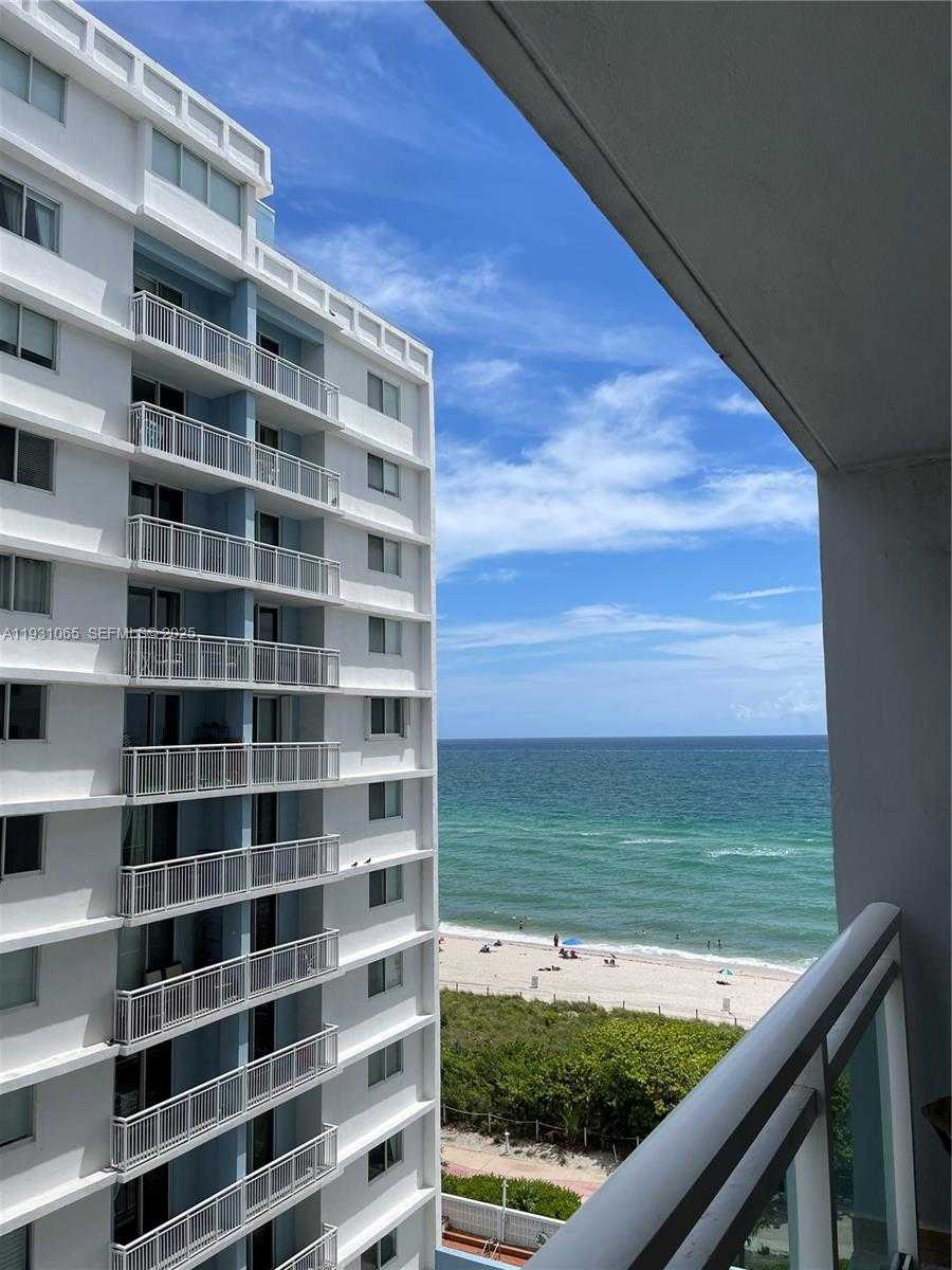 Small Image of 6917 COLLINS AVE #1008, Miami Beach Number 2