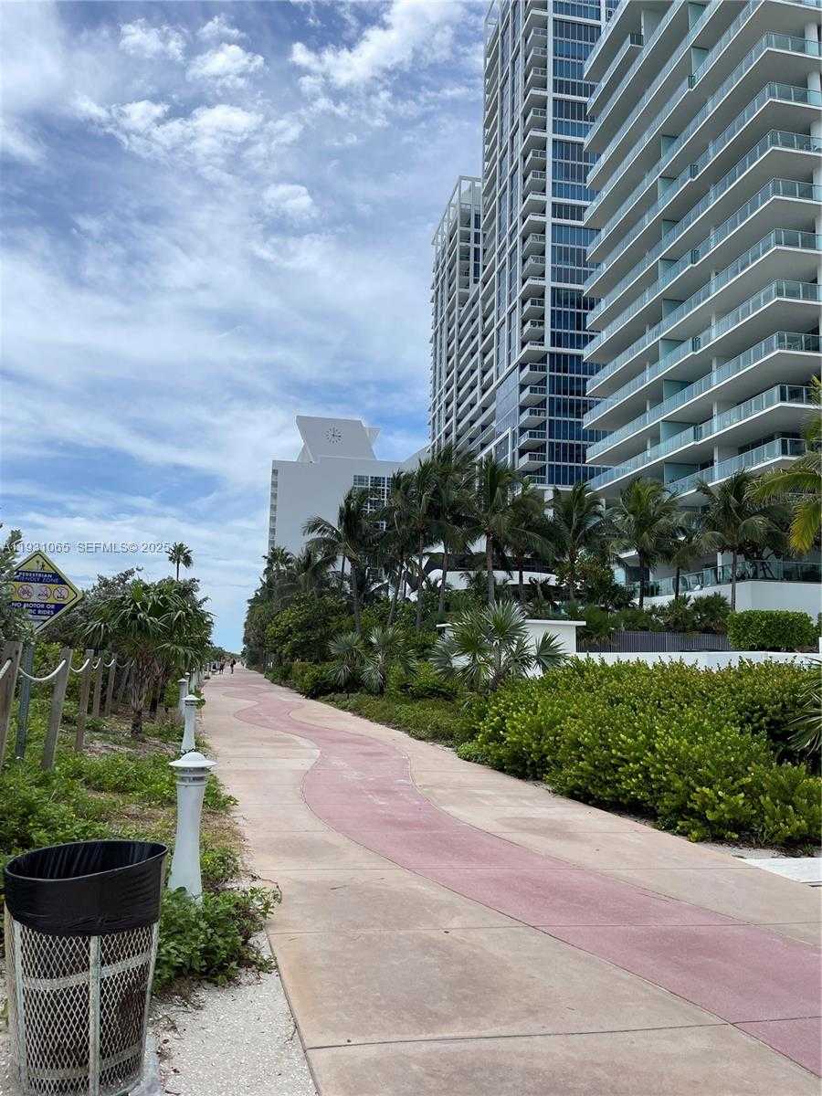 Small Image of 6917 COLLINS AVE #1008, Miami Beach Number 27