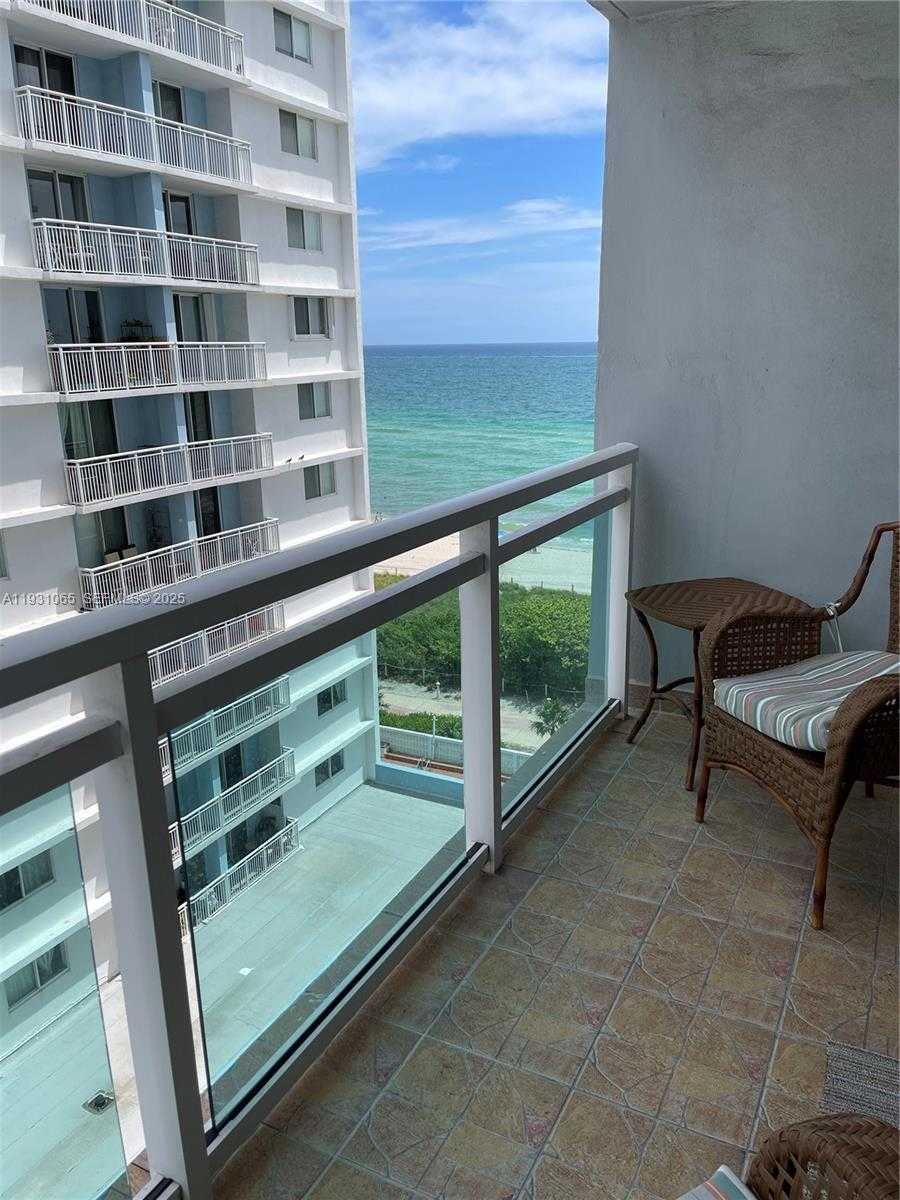 Small Image of 6917 COLLINS AVE #1008, Miami Beach Number 35
