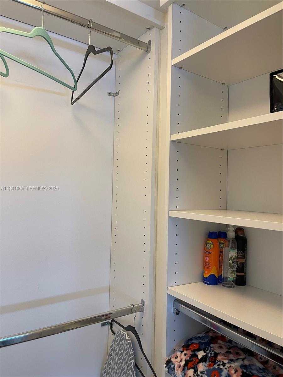 Small Image of 6917 COLLINS AVE #1008, Miami Beach Number 44