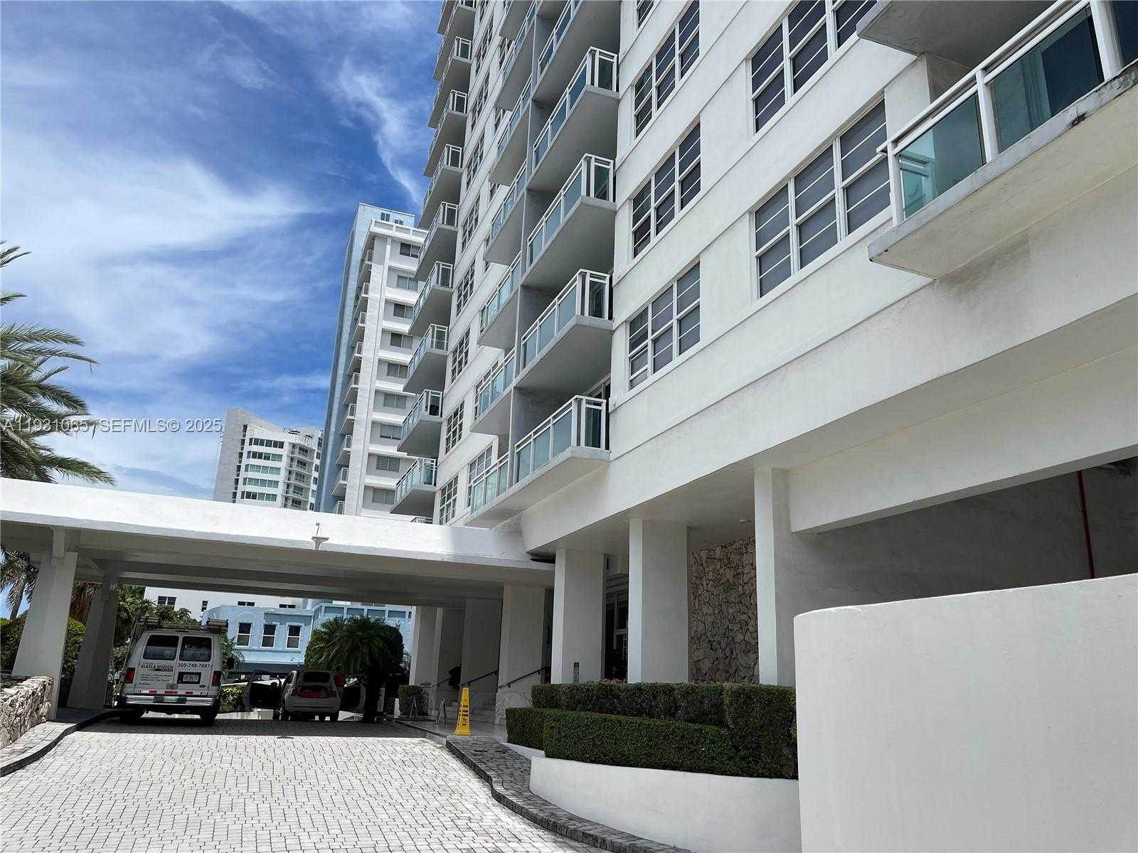Small Image of 6917 COLLINS AVE #1008, Miami Beach Number 62