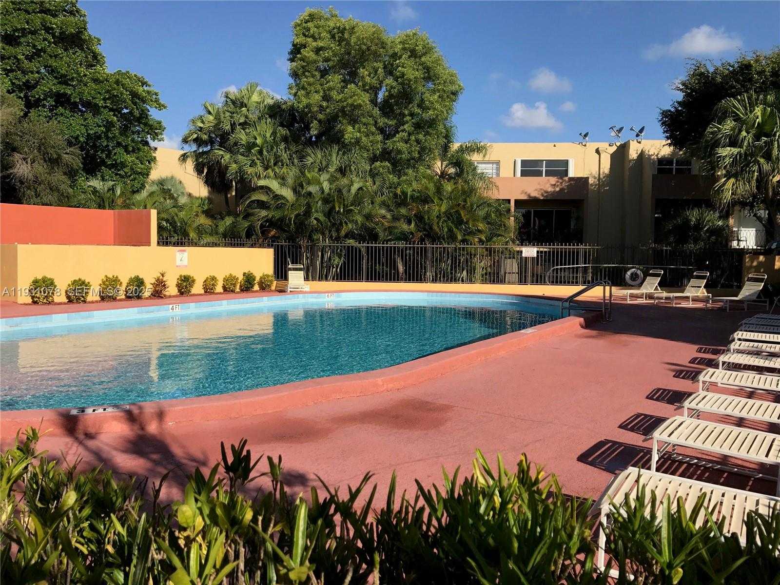 Small Image of 100 NORTH WEST 87TH AVE #E102, Miami Number 17