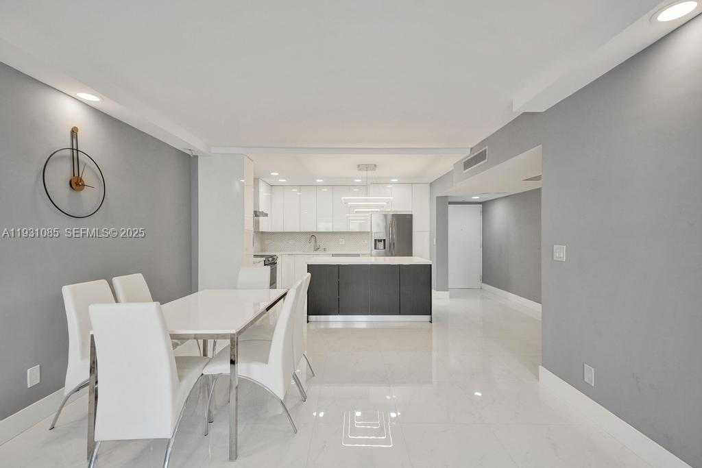 Small Image of 19380 COLLINS AVE #1104, Sunny Isles Beach Number 17