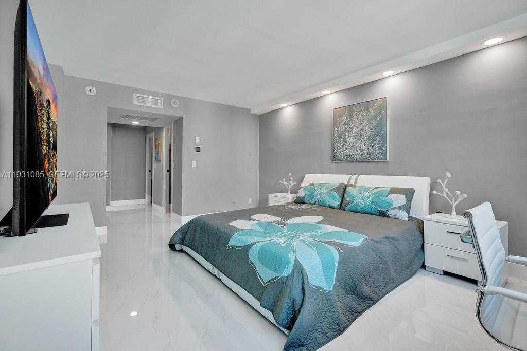 Small Image of 19380 COLLINS AVE #1104, Sunny Isles Beach Number 20