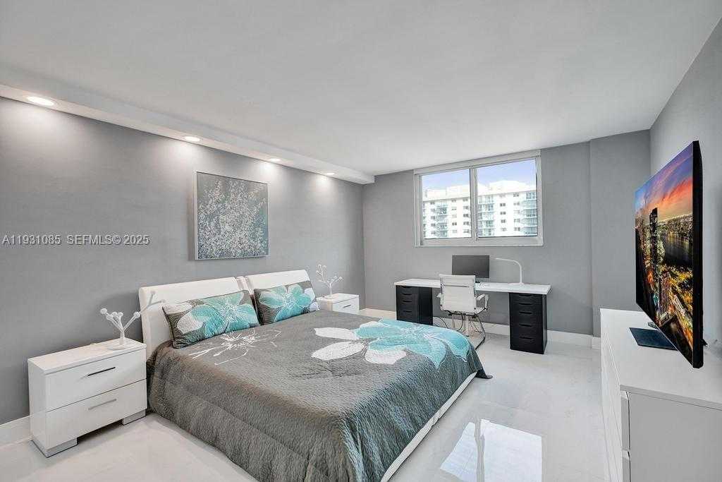 Small Image of 19380 COLLINS AVE #1104, Sunny Isles Beach Number 21