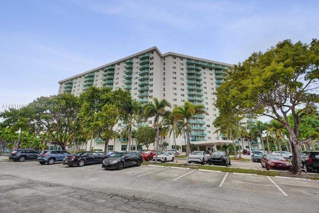Small Image of 19380 COLLINS AVE #1104, Sunny Isles Beach Number 61