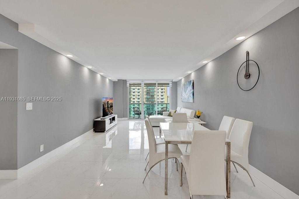 Small Image of 19380 COLLINS AVE #1104, Sunny Isles Beach Number 9