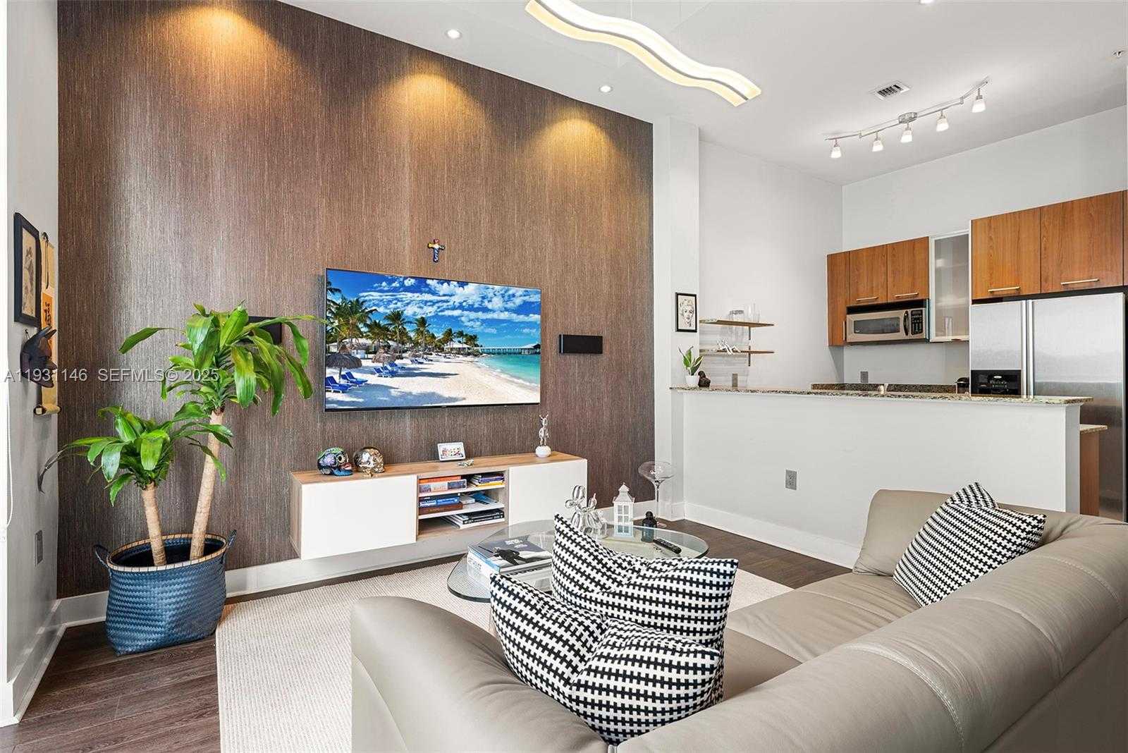 Small Image of 9066 SOUTH WEST 73RD CT #405, Miami Number 4