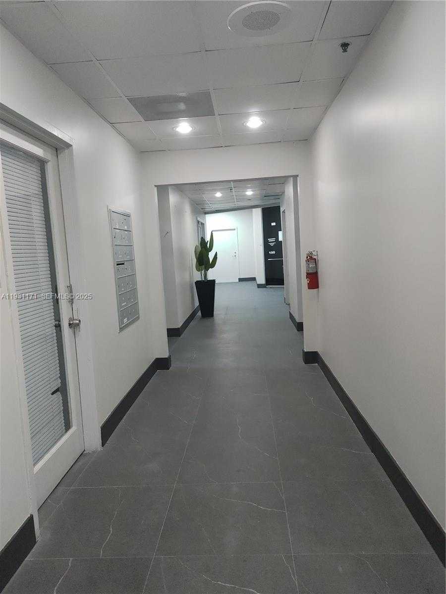 Small Image of 555 NORTH EAST 15TH ST #21F, Miami Number 22